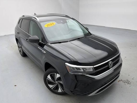 VOLKSWAGEN TAOS 4MOTION 2024 3VVUX7B27RM120930 image VOLKSWAGEN TAOS 4MOTION 2024 3VVUX7B27RM120930 image